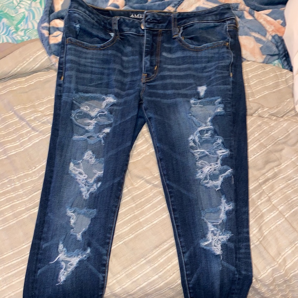American Eagle Distressed Dark Blue Jeans